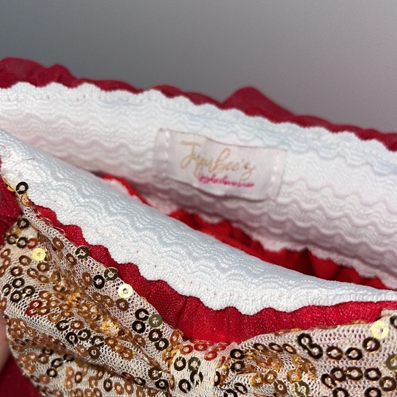 Red tutu with gold sequin bow - Picture 4 of 5